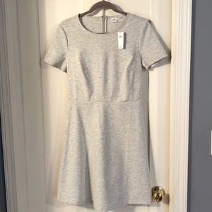 NWT Gap light heather gray dress size 6